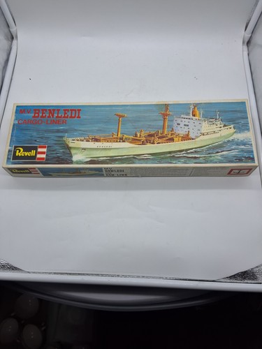 Vintage revell 315 v - revell, m.v