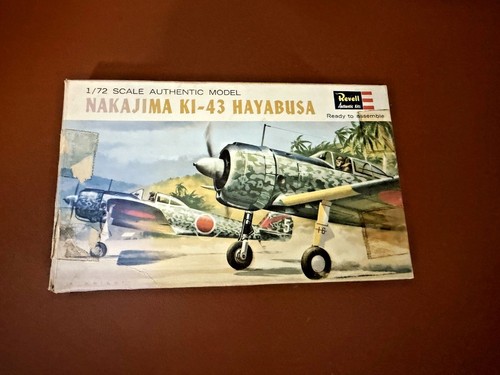 Vintage 1965 nib revell - 1965,